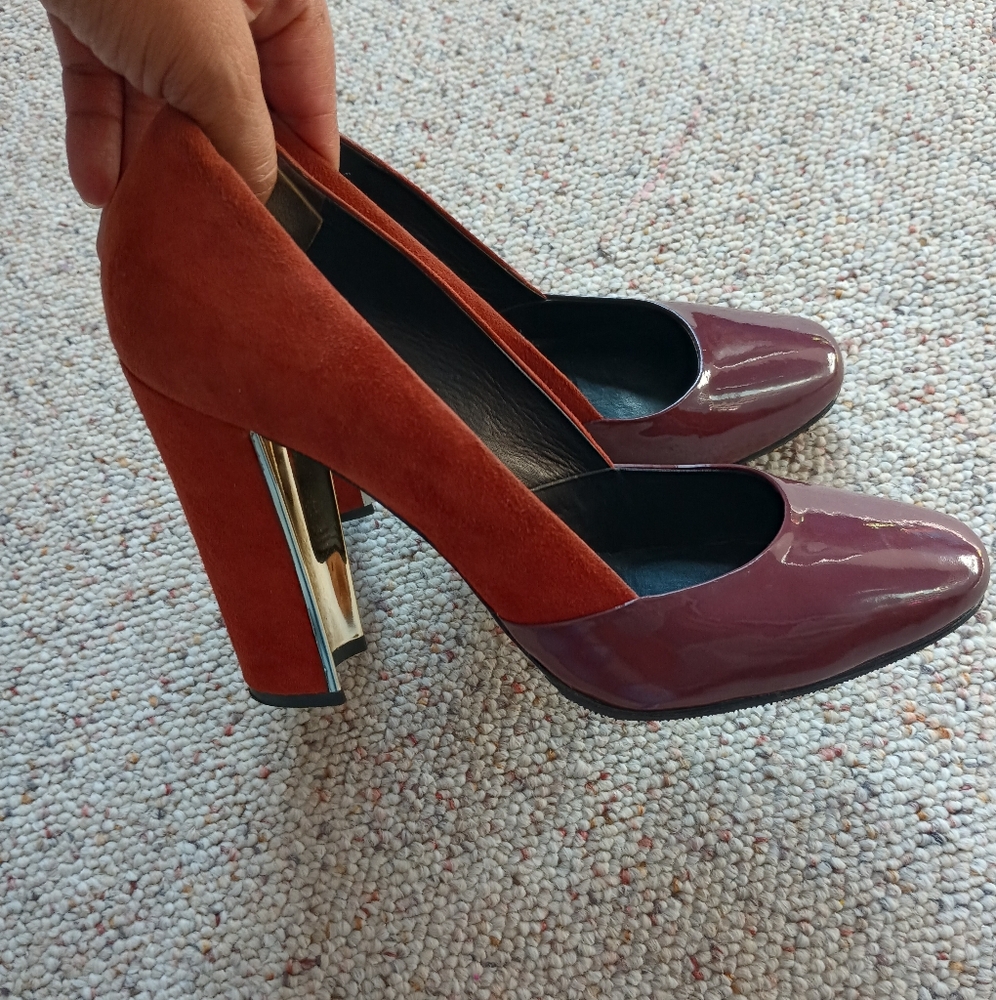 Pour La Victoire Terracota and Burgundy Heels with Chunky Design